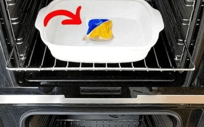 The trick to cleaning the oven ‘effortlessly’. Even the burnt-on grease disappears